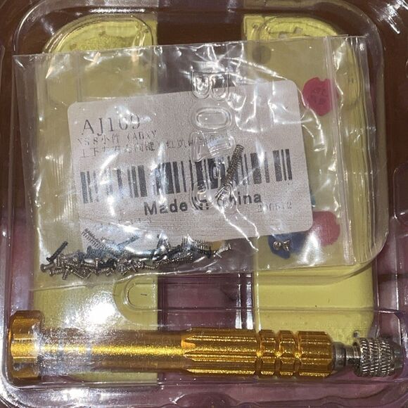 eXtremeRate Left Right Housing Shell Buttons for Nintendo Switch Joy-Con - Picture 4 of 7